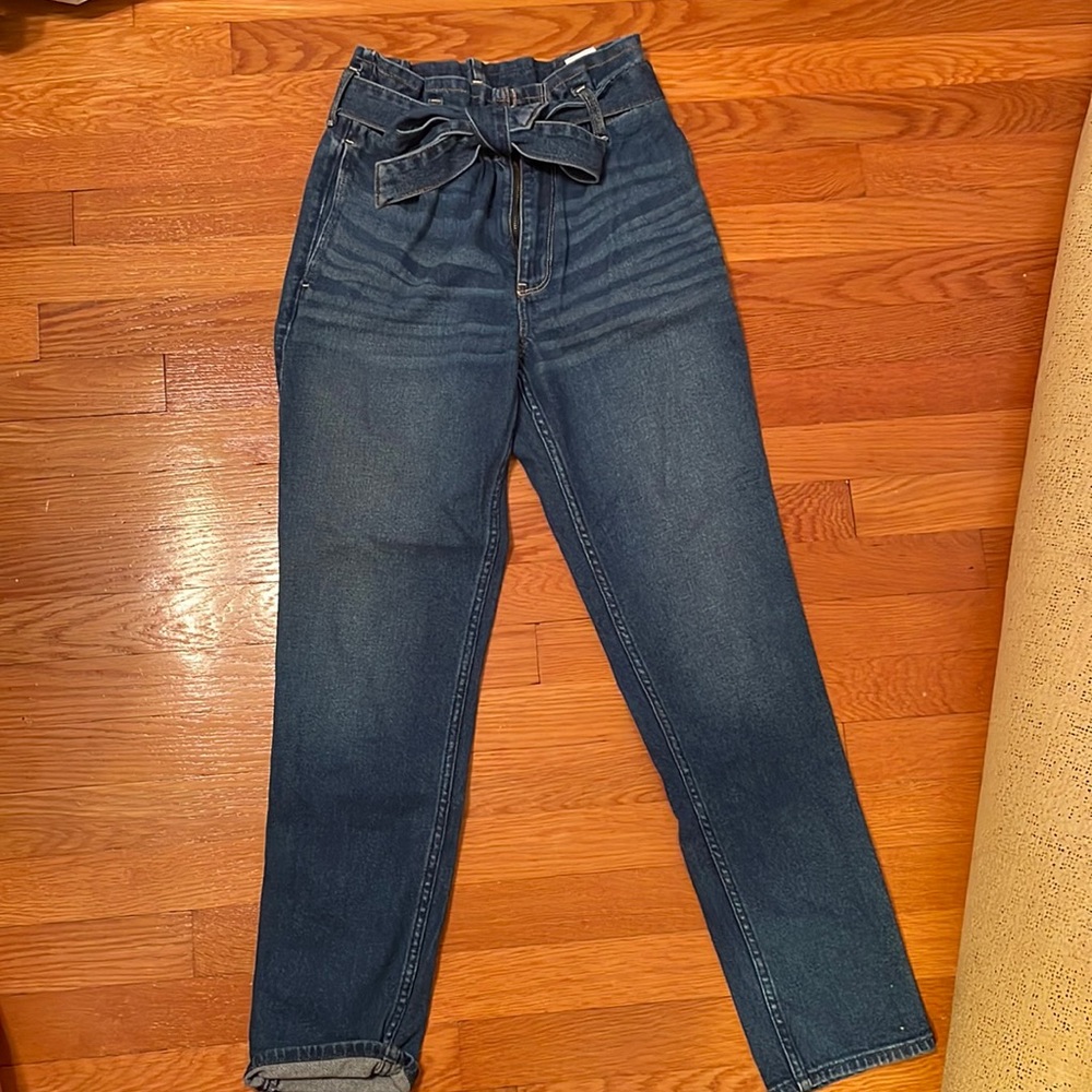 Hollister High Rise Mom Jeans